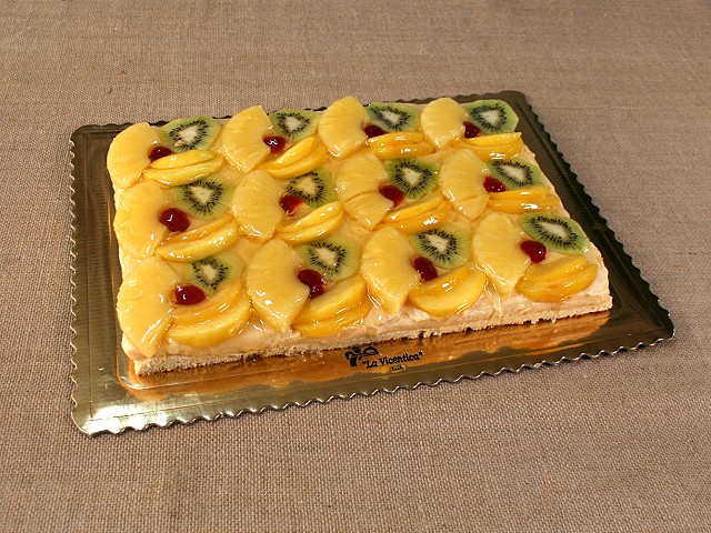 Imagen Tarta de crema pastelera y fruta